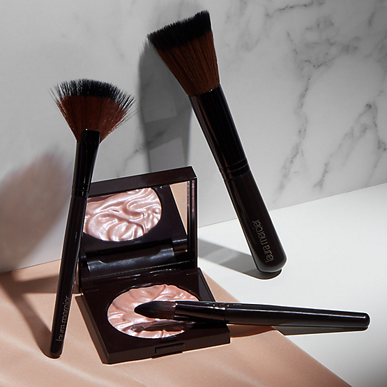 Face Illuminator Highlighting Powder? - Image 15